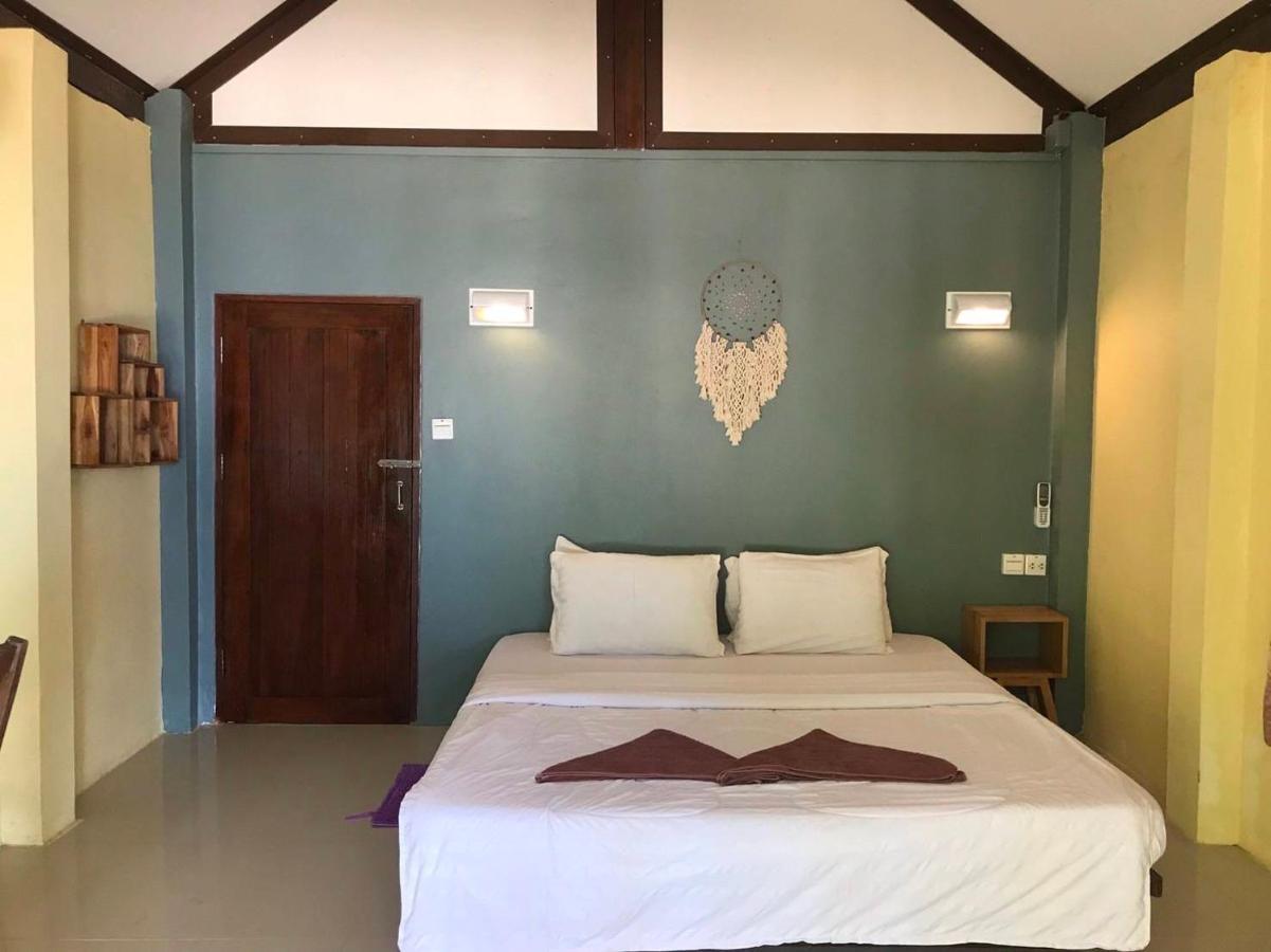 Chomjan Resort Koh Phayam Eksteriør billede