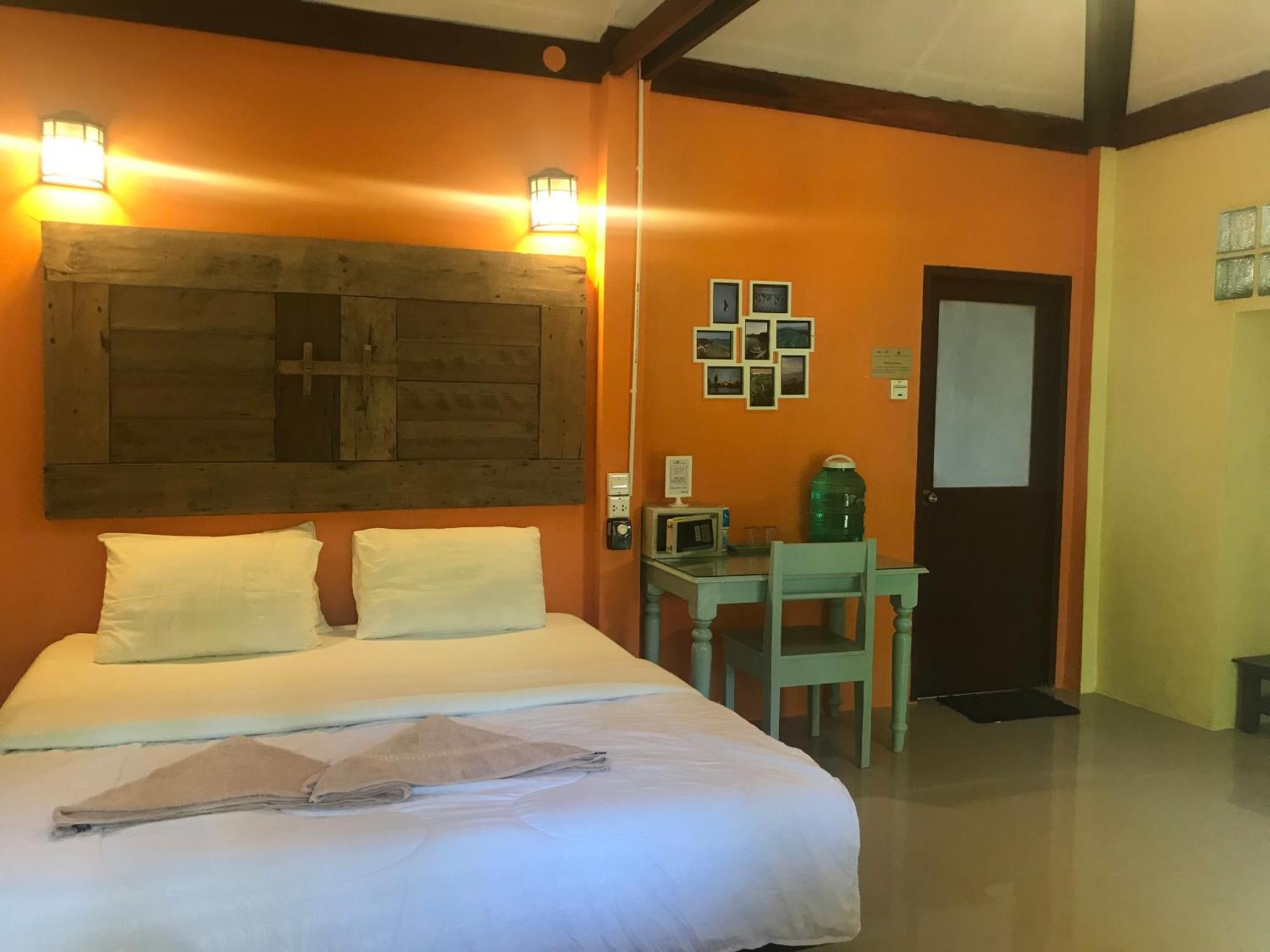 Chomjan Resort Koh Phayam Eksteriør billede
