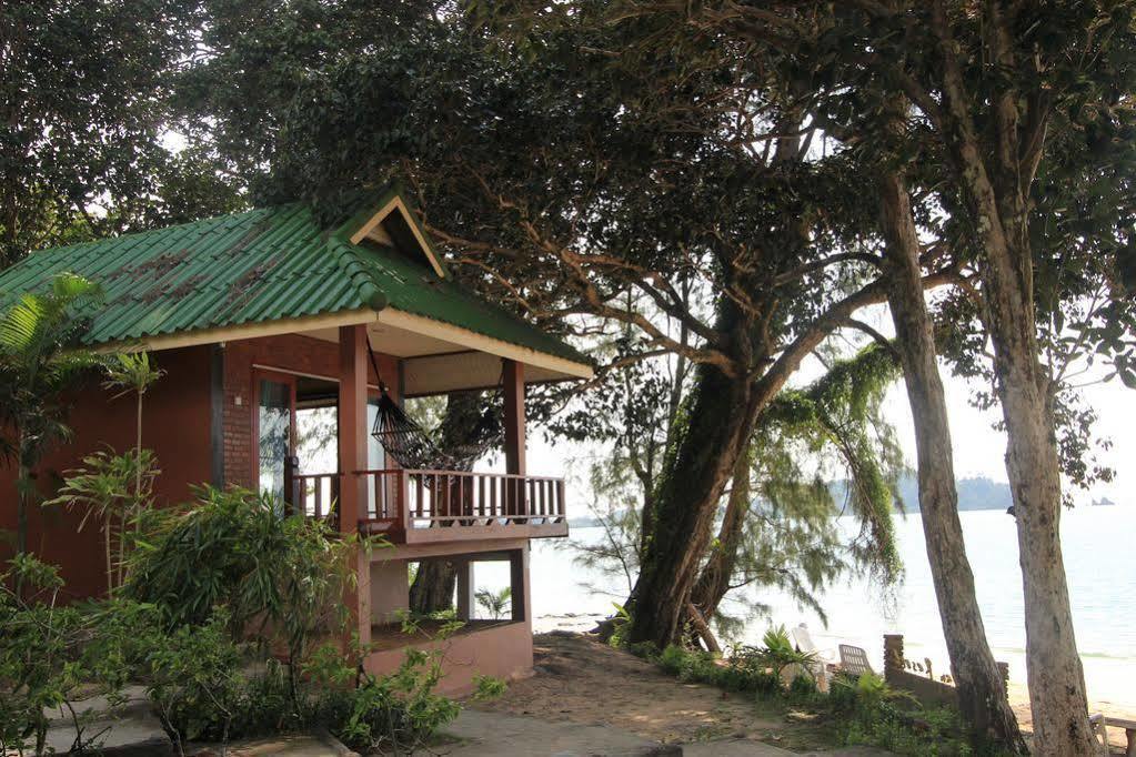 Chomjan Resort Koh Phayam Eksteriør billede
