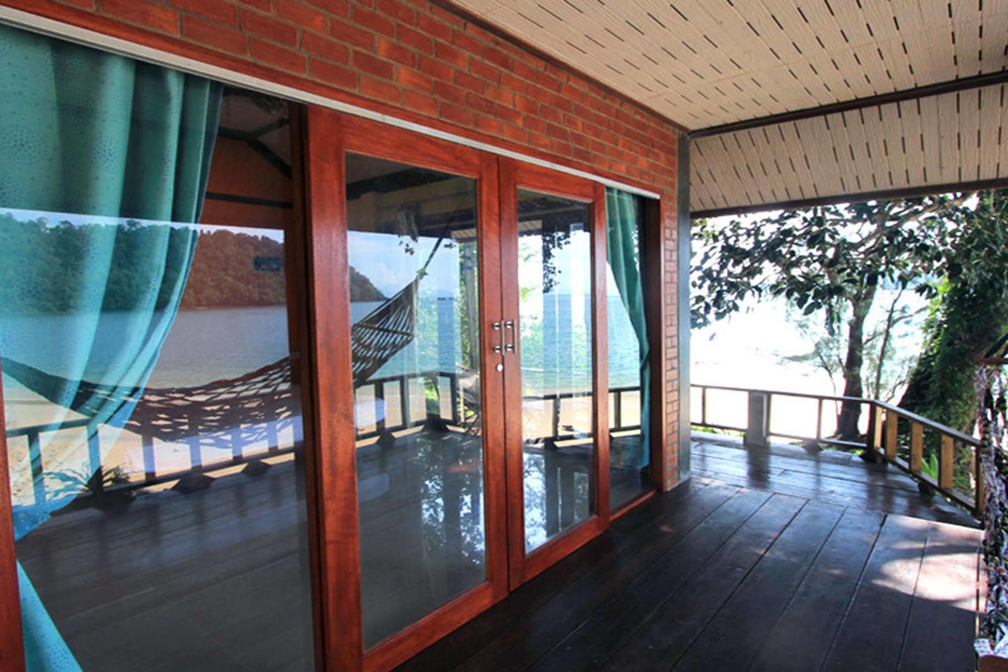 Chomjan Resort Koh Phayam Eksteriør billede