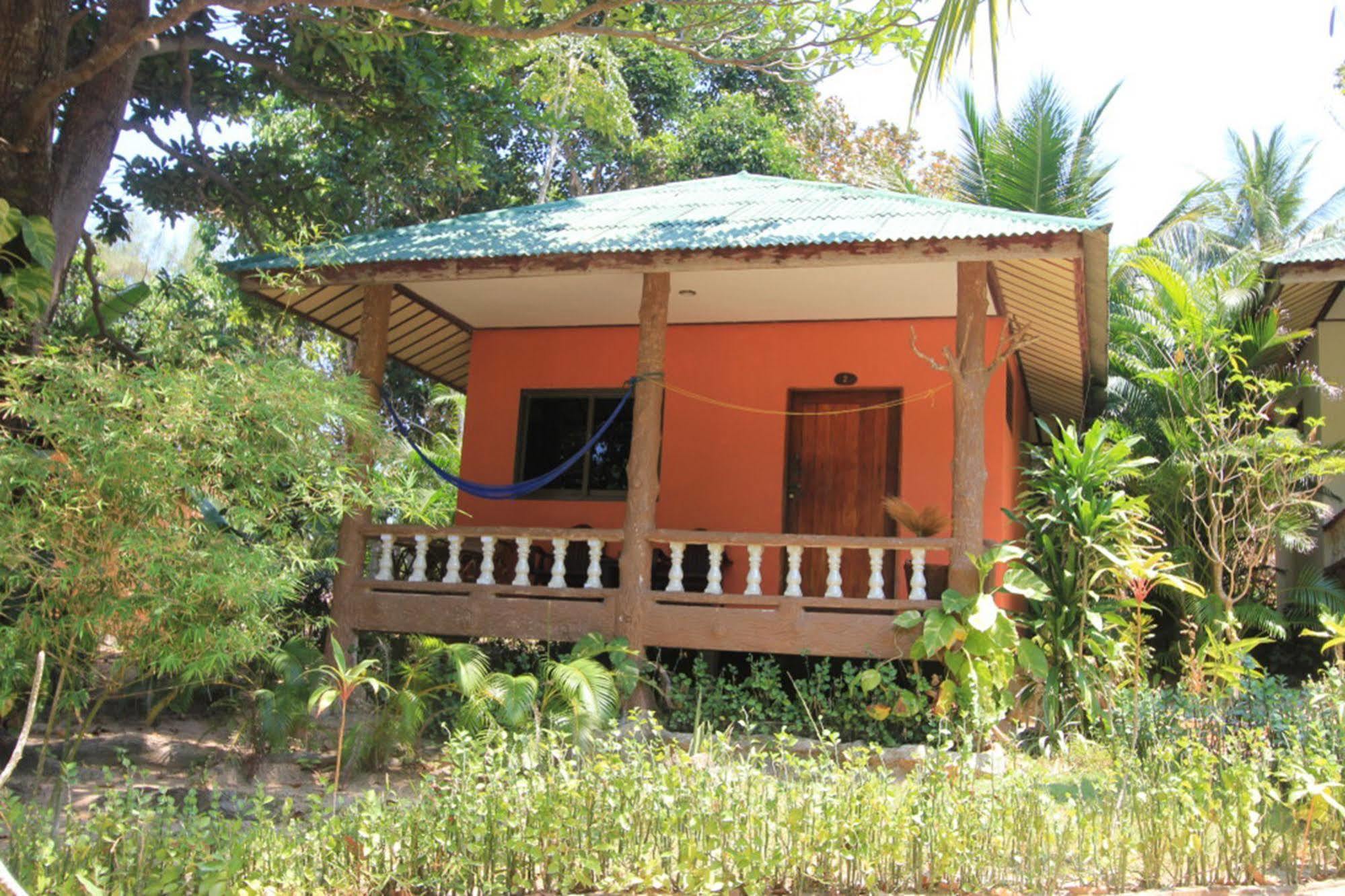 Chomjan Resort Koh Phayam Eksteriør billede